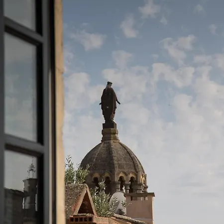 Les Terrasses Bed & Breakfast Uzes